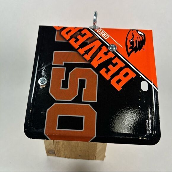 NEW Oregon State University Beavers OSU Birdhouse - Picture 2 of 8